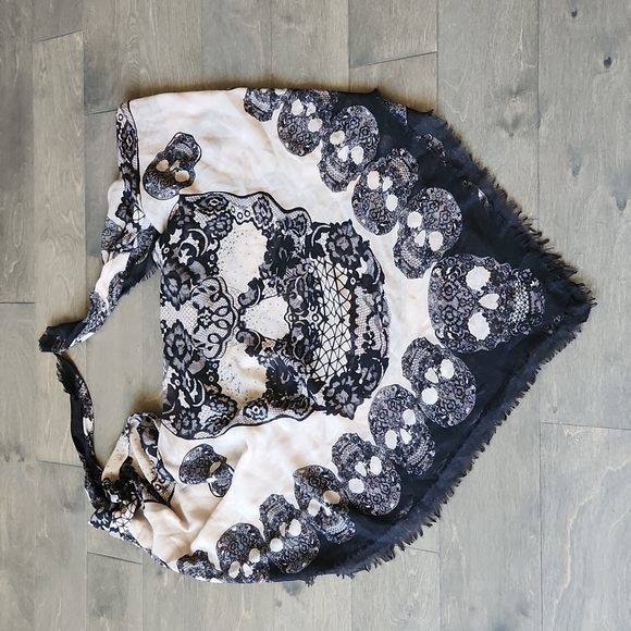 Express Accessories - Skull & Rhinestones Scarf Express